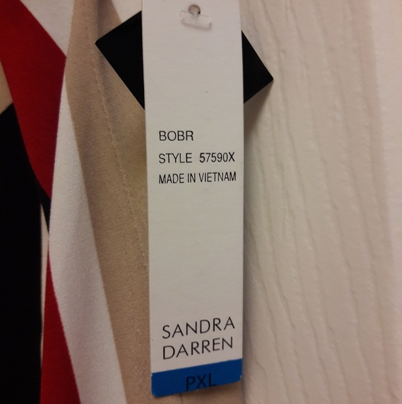 Women's Sandra Darren dress - Picture 2 of 6